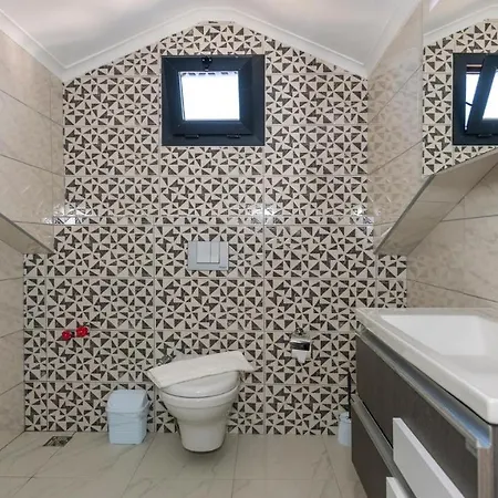 Hisar 2 - 4 Bedroom In Hisaronu Villa Fethiye