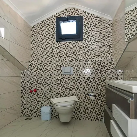 Hisar 2 - 4 Bedroom In Hisaronu Villa